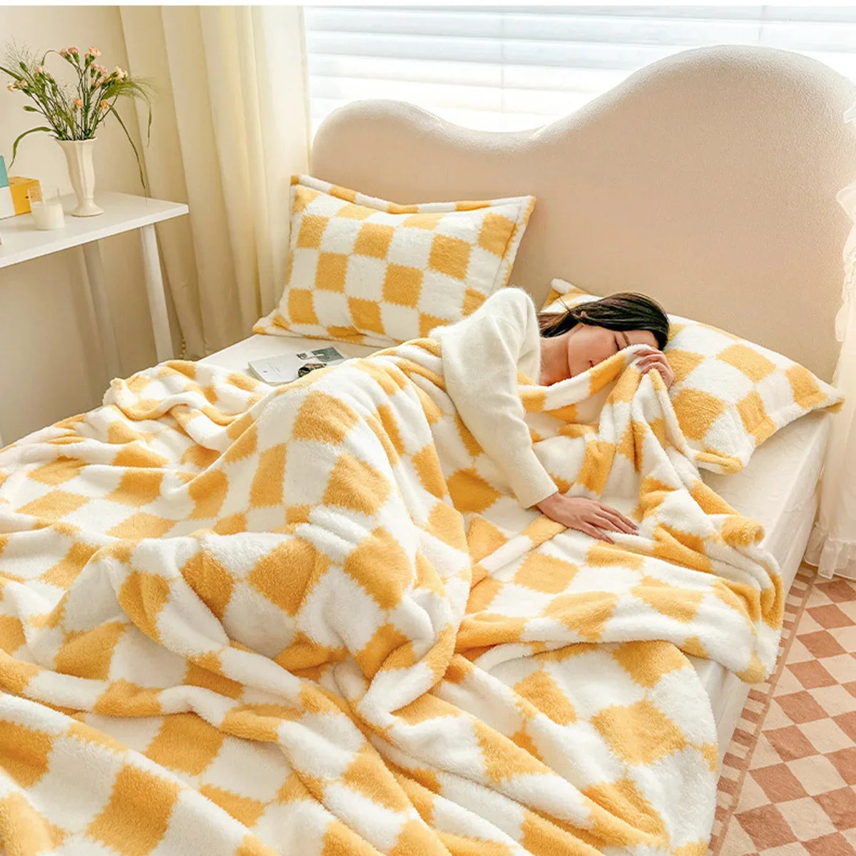 Super Soft Throw Blanket Premium Silky Flannel Fleece 3D Checkered Lightweight Bed Blanket All Season Use